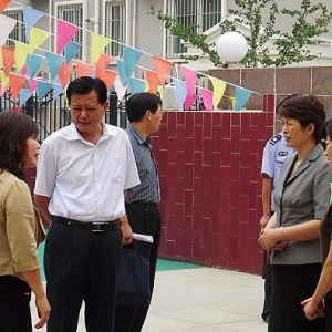 濟(jì)寧市中小學(xué)校、幼兒園安全工作檢查組來(lái)汶上縣檢查工作