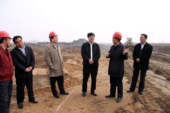 汶上縣委副書記、縣長孫琪到聯(lián)想化工區(qū)和寅寺鎮(zhèn)調(diào)研工作