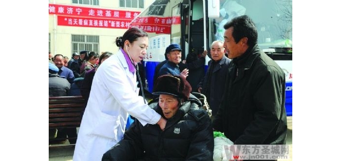 濟寧市第一人民醫(yī)院到汶上縣南站鎮(zhèn)劉鋪村，開展“萬名保健醫(yī)生進農(nóng)戶活動對口幫扶”活 ...