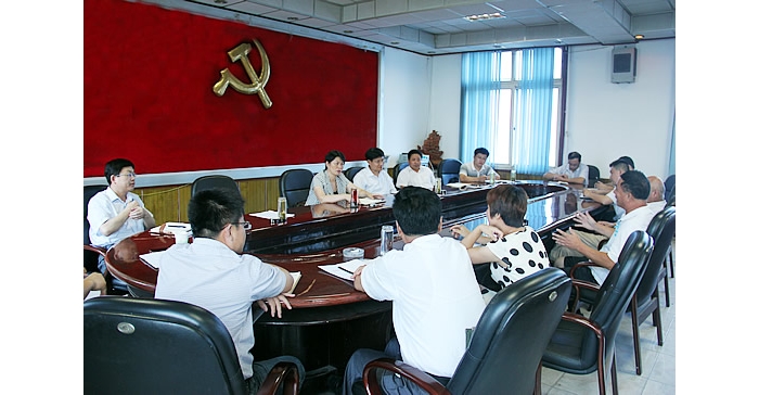 汶上縣委副書記、縣長(zhǎng)孫琪到康驛鎮(zhèn)調(diào)研督導(dǎo)群眾路線教育和干部聯(lián)戶工作