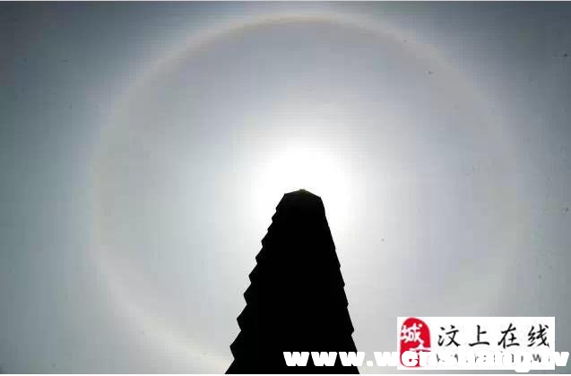 汶上寶相寺佛光神奇顯現(xiàn)，數(shù)萬游客有緣沐浴佛光