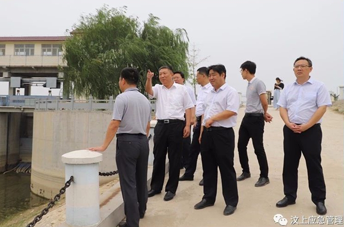 汶上縣人民政府 政務(wù)要聞 縣委副書(shū)記、縣長(zhǎng)李洪文督導(dǎo)安全生產(chǎn)應(yīng)急管理和防汛抗旱工作
