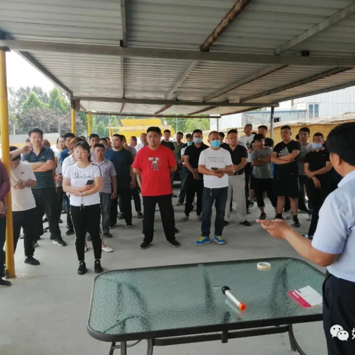 汶上縣出租車企業(yè)舉辦“安全、素質(zhì)、服務(wù)”培訓(xùn)活動(dòng)